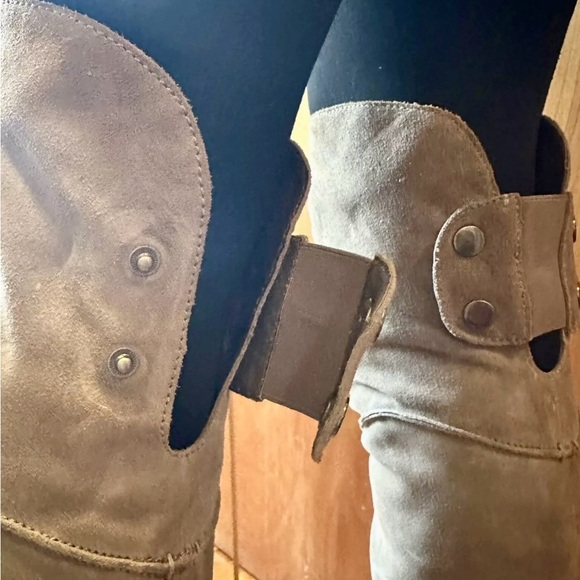 APEPAZZA ‘Amsterdam Power’ Above-Knee Wedge Heel Tall Boots. Grey Suede. - Picture 8 of 10